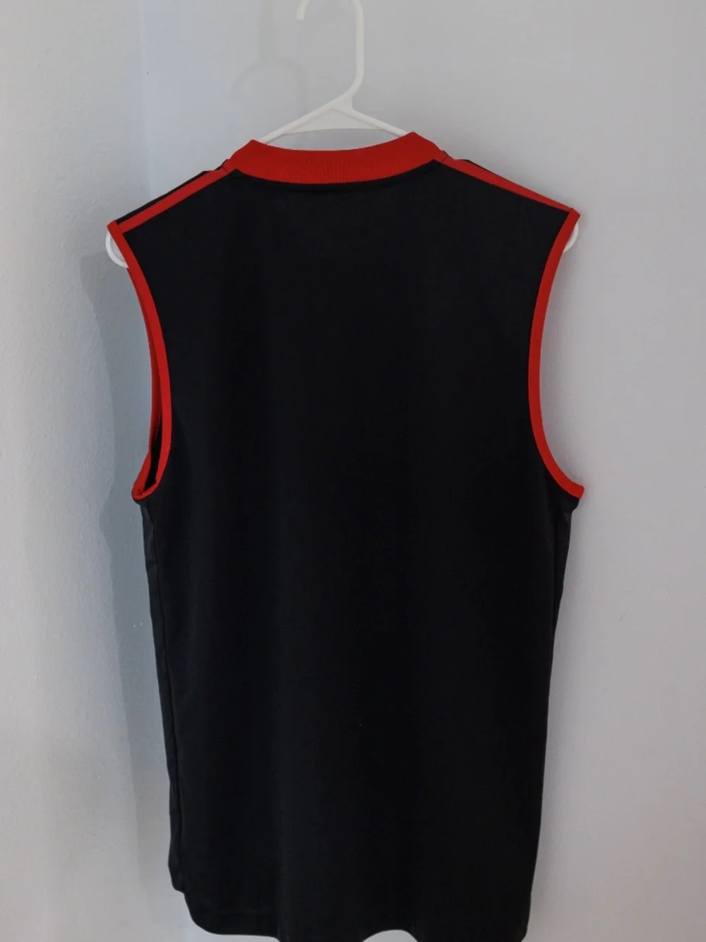 Adidas Man Utd training sleeveless shirt